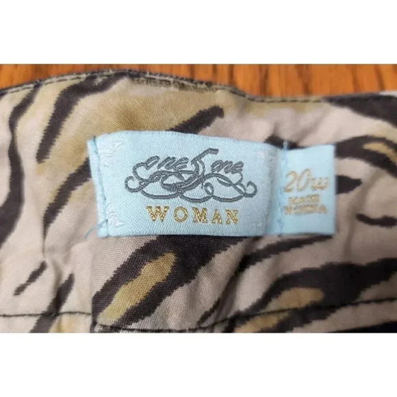 ONE 5 ONE DENIM BLUE SHORTS PLUS SIZE 20W, INSEAM 6.5” - Picture 4 of 4